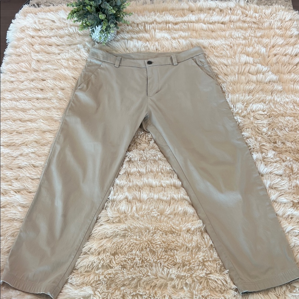 Lululemon Men’s 31”x26” Commission Pant Classic - Color is Silverstone